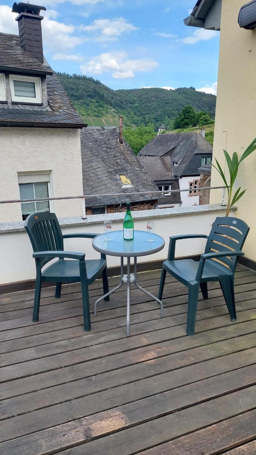 Pension Hendriks Cochem Exterior foto